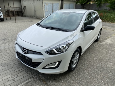 HYUNDAI I30 FIFA EDITION 1.4i