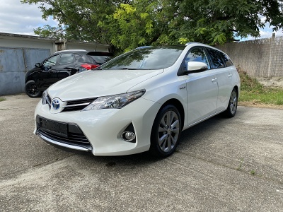 TOYOTA AURIS Sport Tourer HYBRID